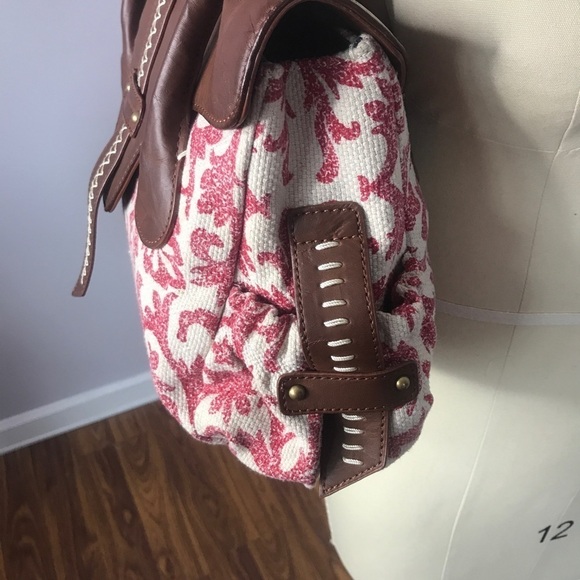 Tommy Hilfiger Upholstery Purse - Picture 8 of 8